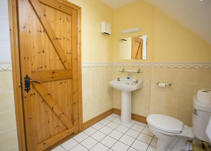 Дом отдыха Willow Grove Homes No 3 By Trident Homes Рослэр